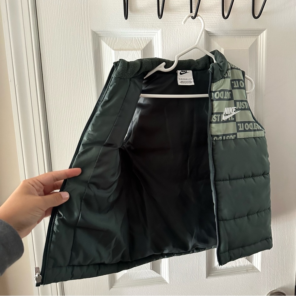 Nike Toddler Vest Green Size 4T - Picture 6 of 8